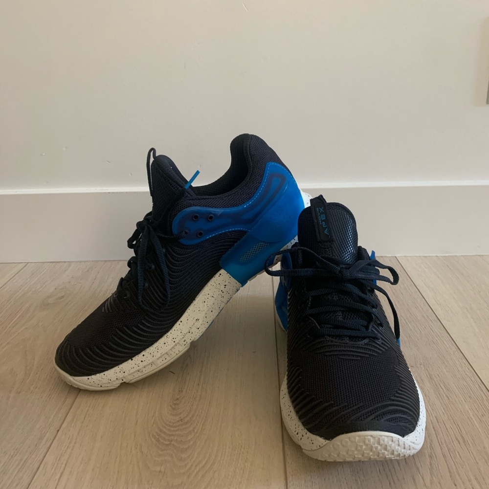 UNDER ARMOUR Men’s UA HOVR APEX 2 RUNNING SHOES